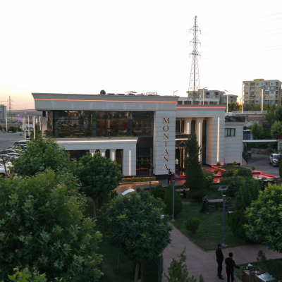 EXCEPTIONAL SERVICE AND ELEGANT HOSPITALITY WITH PROFESSIONAL TOUCH